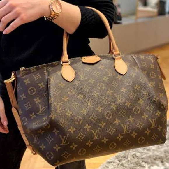 💎✨DISCONTINUED✨💎 Louis Vuitton Monogram Turenne GM CROSSBODY